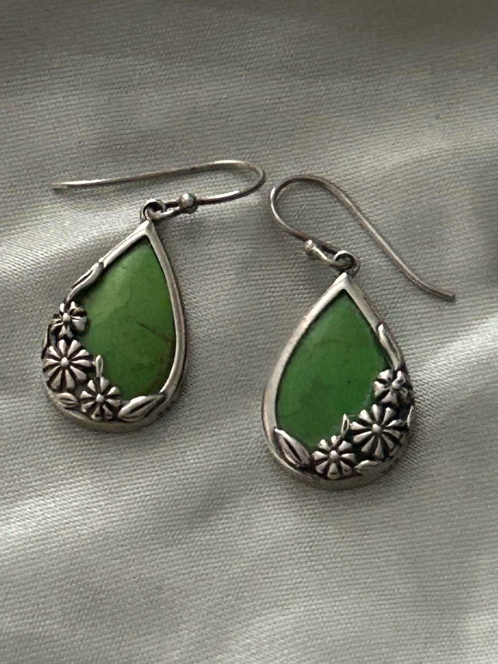 Sterling silver Boma Green Teardrop Floral green Mojave Dangle Earrings